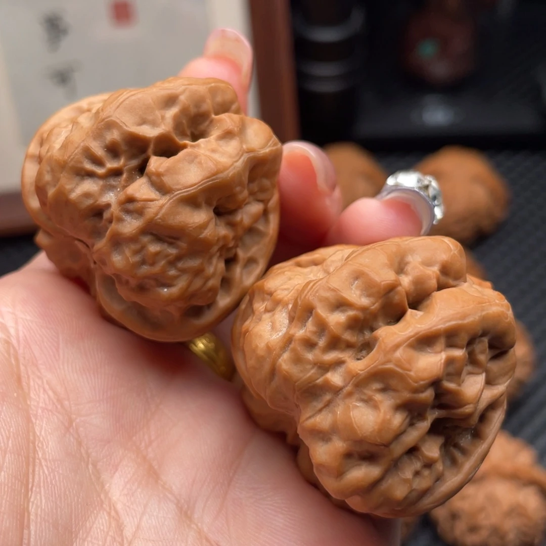 开***心文玩核桃把件蛤蟆头