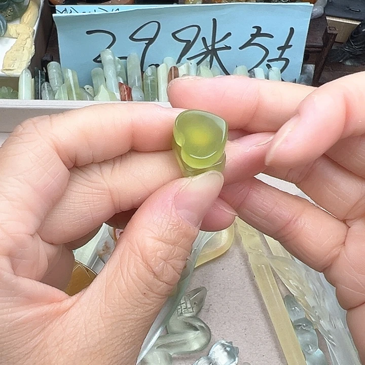 蛇纹石玉未镶嵌发簪