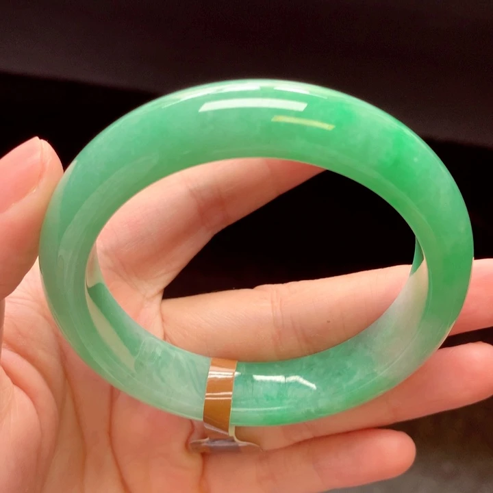 翡翠手镯未镶嵌4号