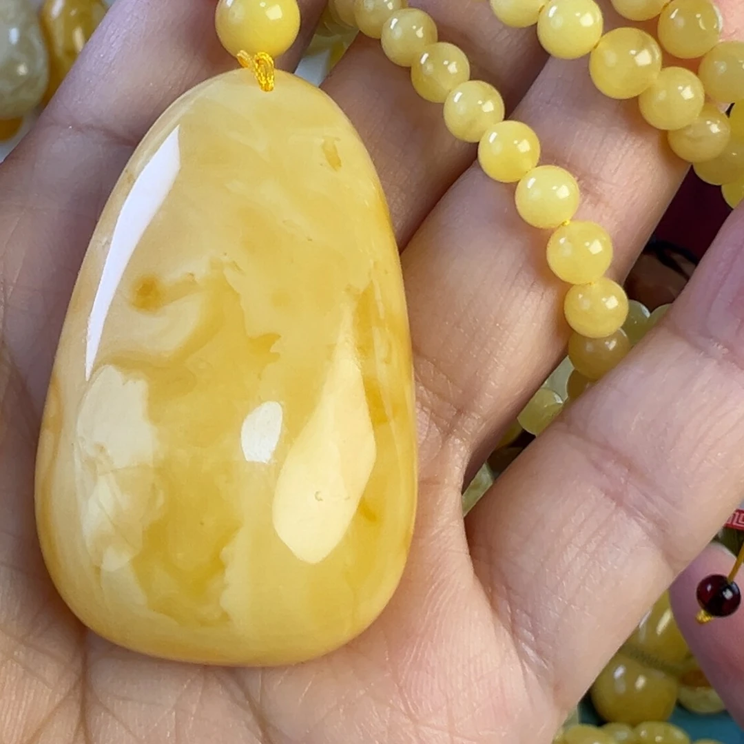 蜜蜡吊坠(赠链)未镶嵌