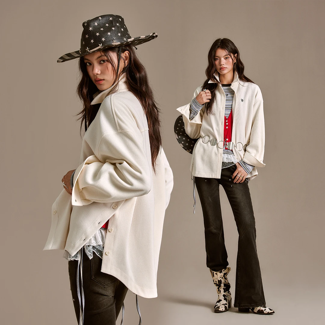 CHUU冬季女装字母刺绣穿搭不对称宽松翻领设计百搭直筒衬衫