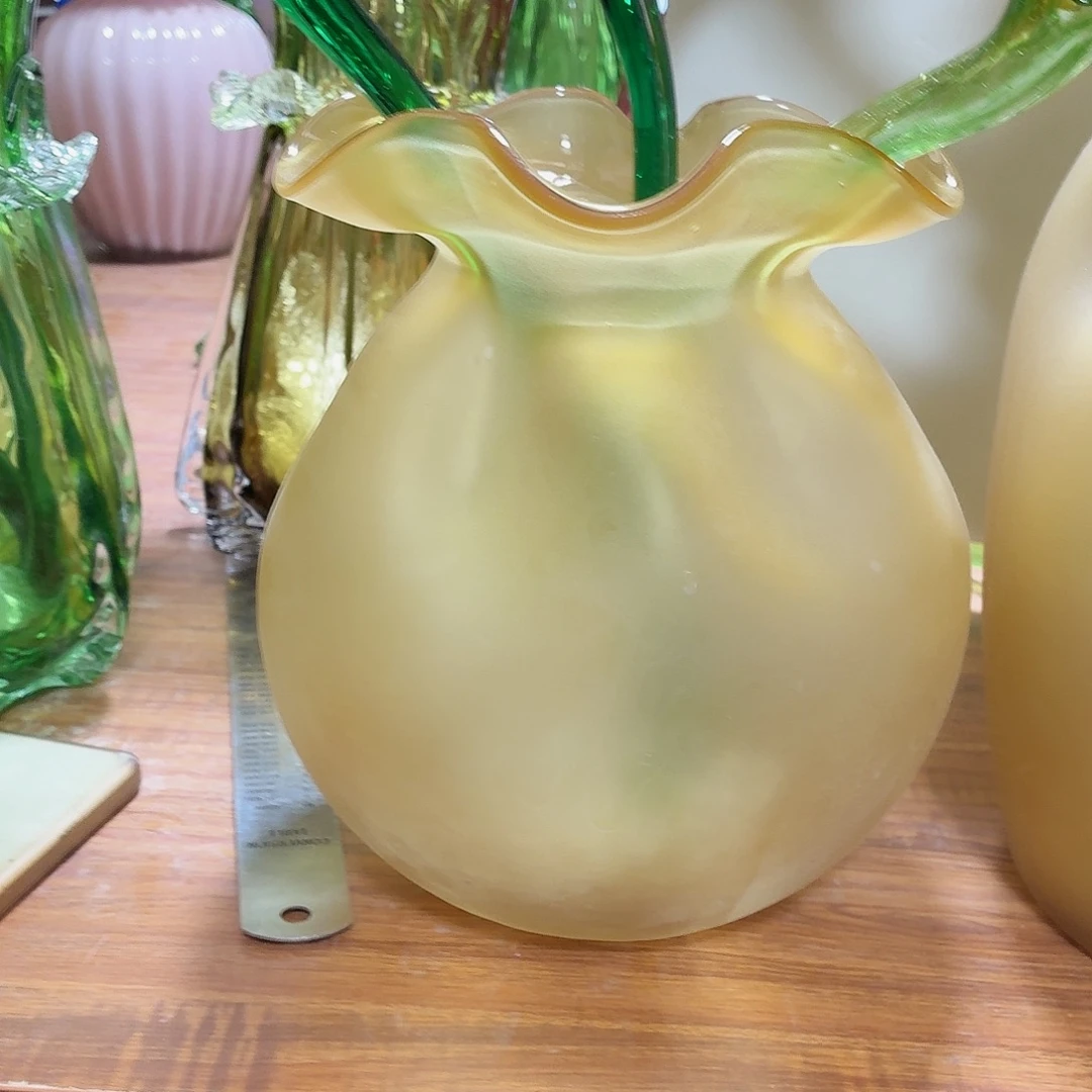 茗***叶琉璃花瓶高度20厘米9厘米
