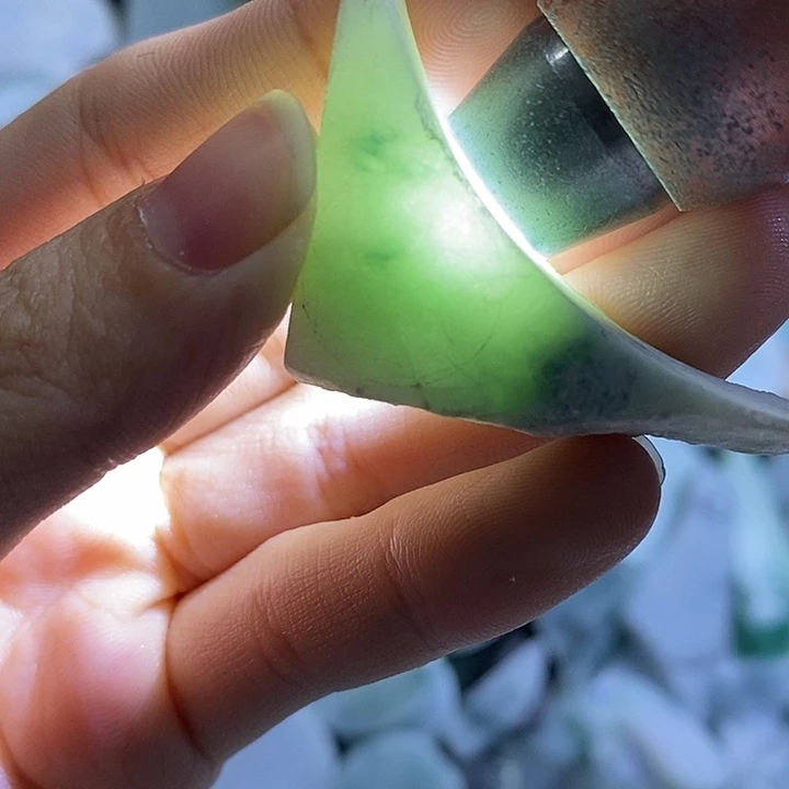 翡翠裸石纯天然翡翠