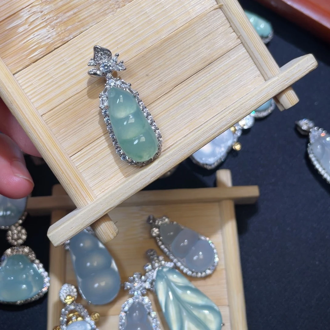 翡翠银S925镶嵌吊坠(不含链)