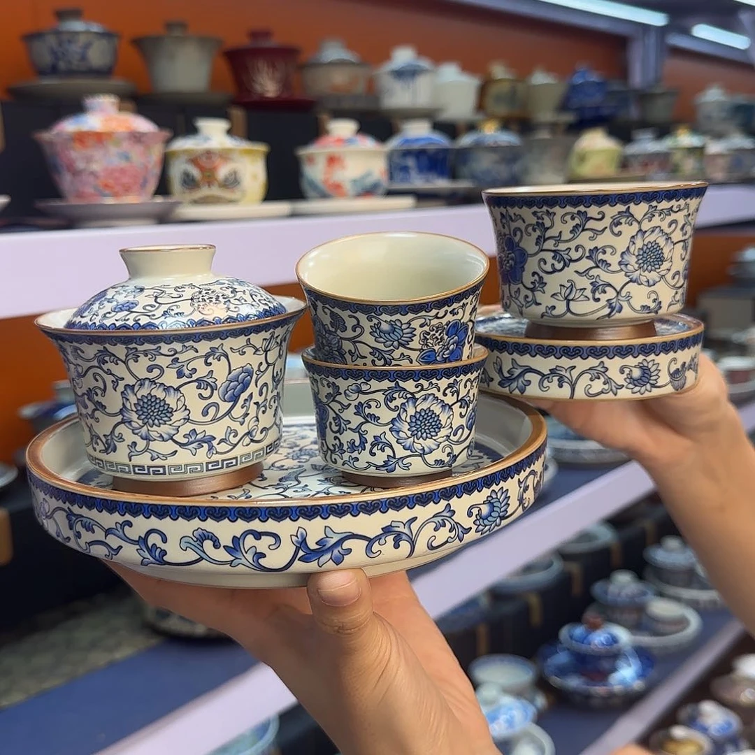 你是谁了啊我的手机没费啦你的手机