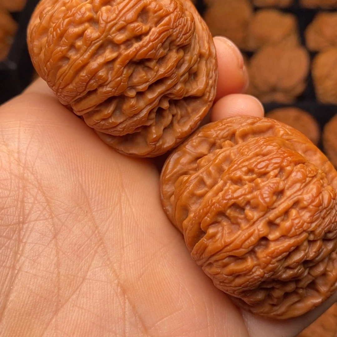 文玩核桃吊坠秦岭野生核桃