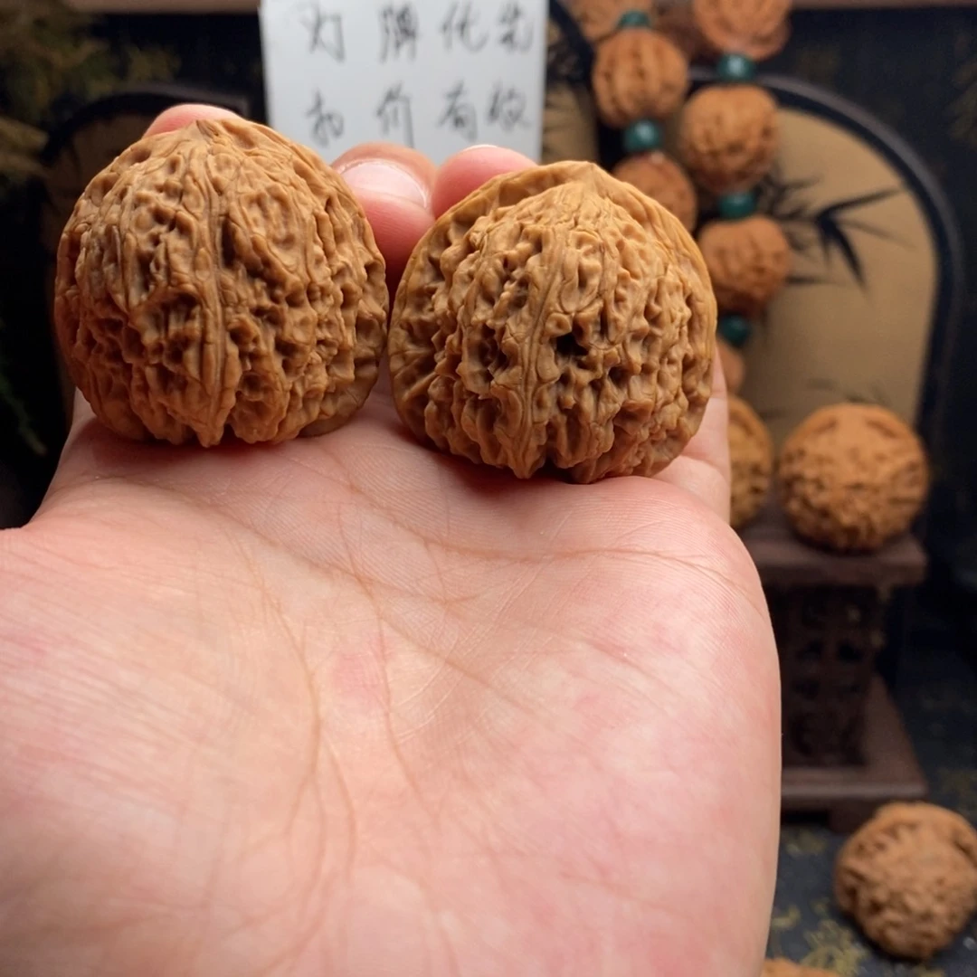 桃核把件小****饱涿鹿南将石