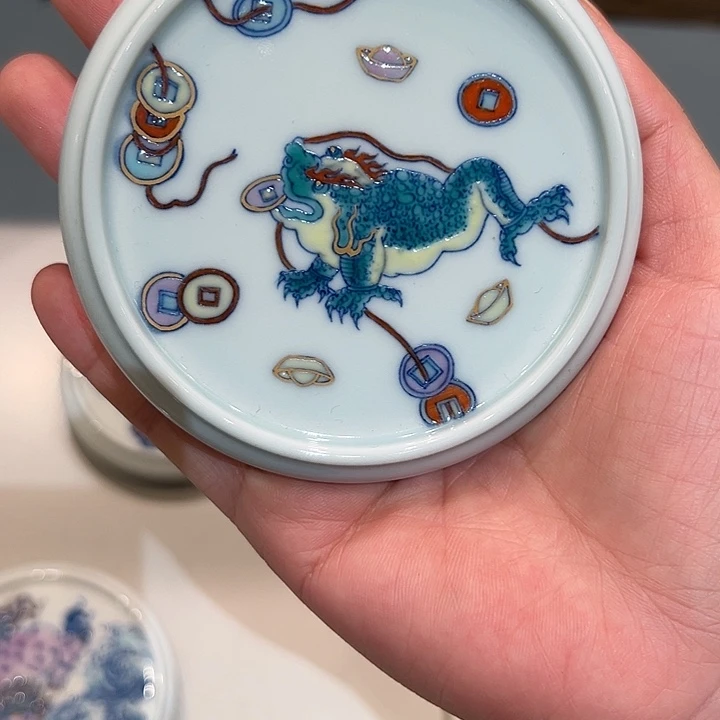 猪*原矿斗彩描金盖置