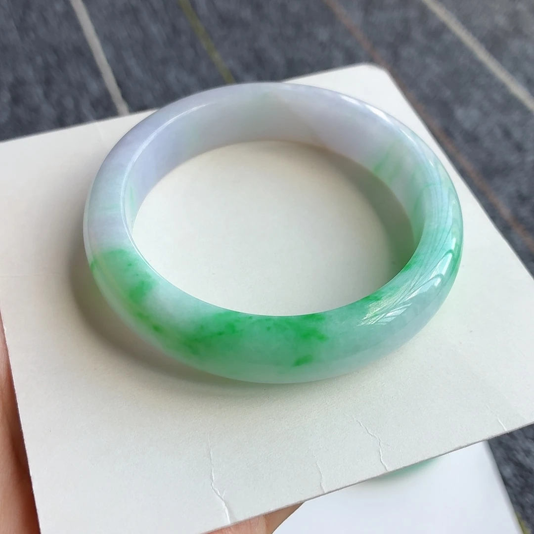 翡翠手镯未镶嵌正圈56