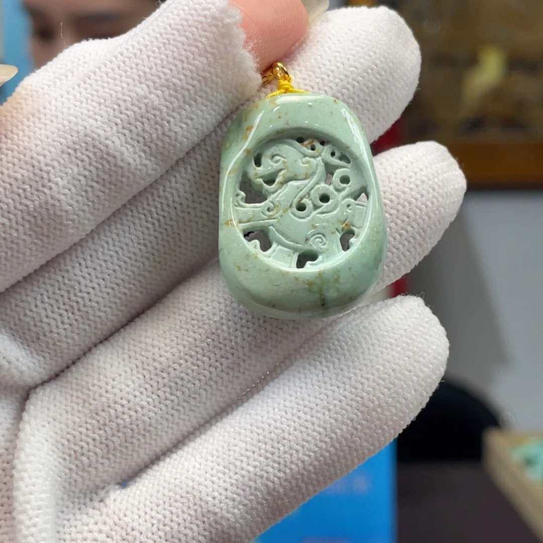 绿松石未镶嵌挂件