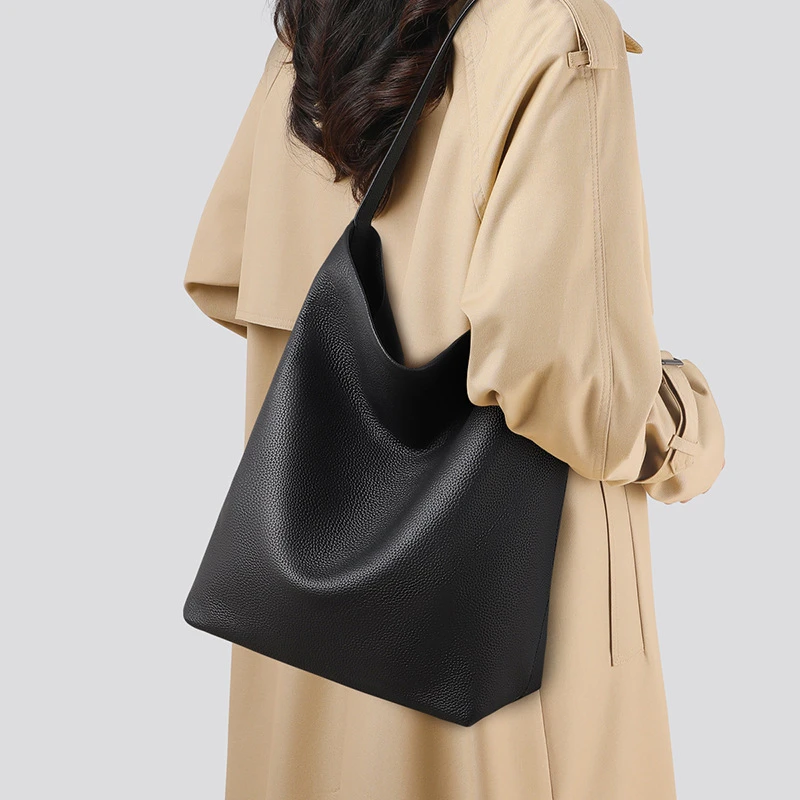包包女2025新款托特包牛皮简约休闲水桶包大容量真皮腋下单肩大包