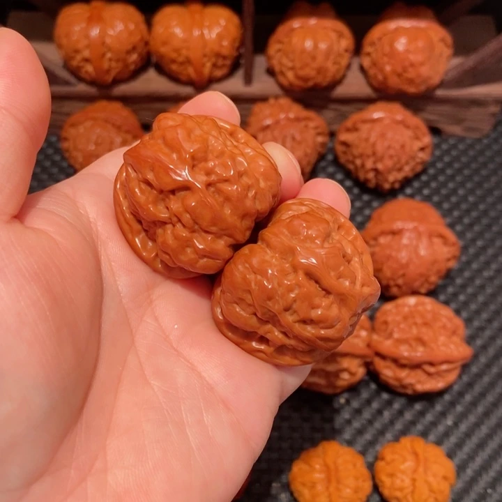 ****往文玩核桃把件38尺寸蛤蟆头0144