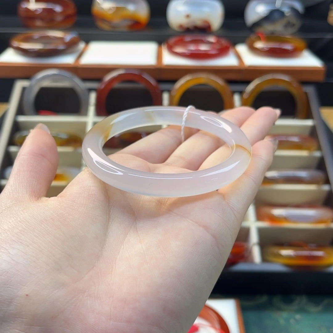 手镯玛瑙/玉髓未镶嵌