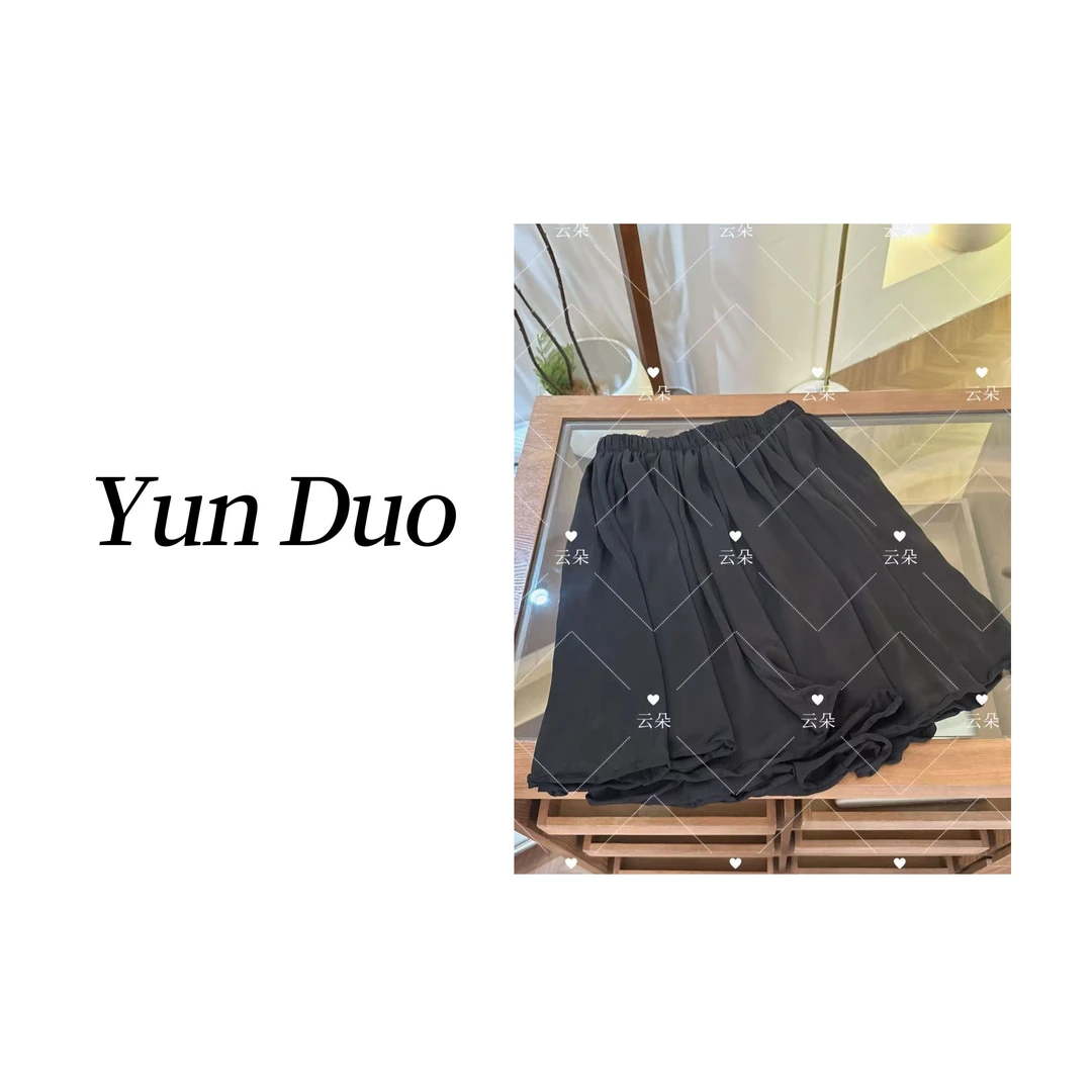 云朵定制【小黑裙】设计款立体褶皱黑色半身裙LC39