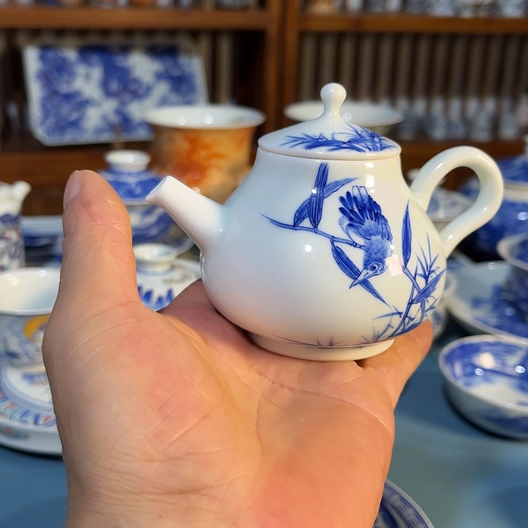 錡镇堂手工手绘壶