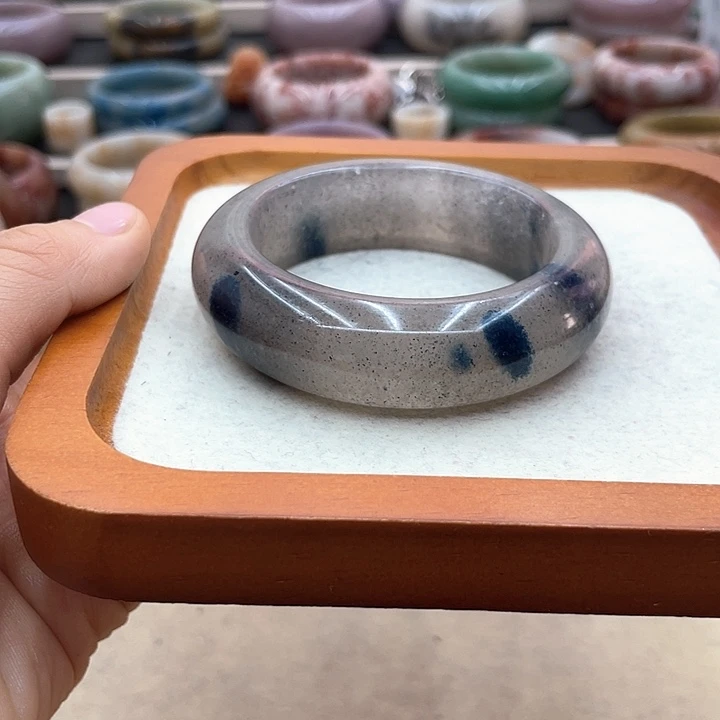 石英质玉圈口60未镶嵌