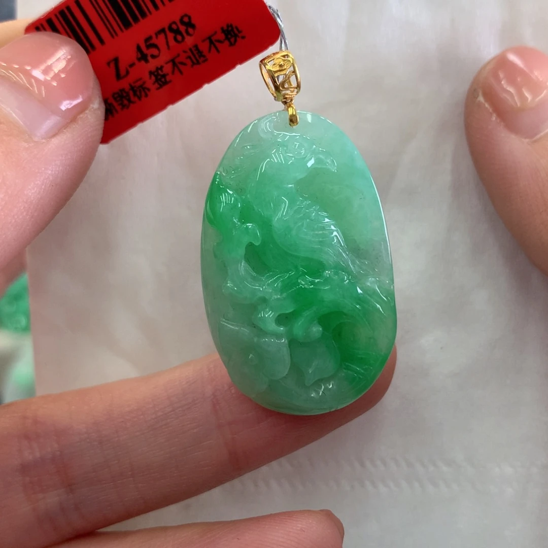 翡翠吊坠(不含链)18K金镶嵌