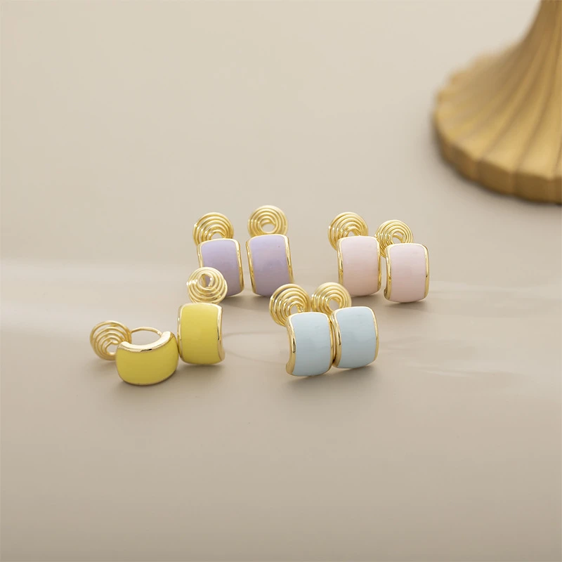 合金莫桑石耳饰 多巴胺清新小巧弧形耳环夏日海边度假风气质耳夹