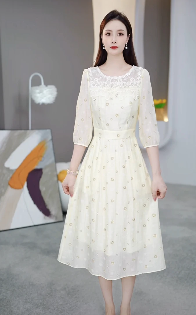 [依铭服饰] X068 # 2025 早秋  减龄 收腰 显瘦  连衣裙