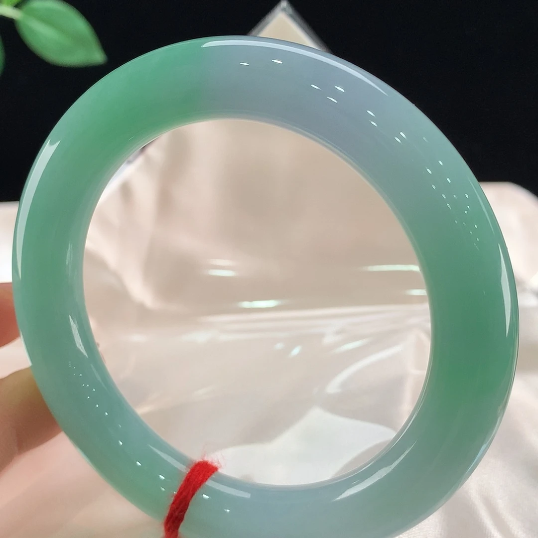 翡翠未镶嵌手镯1260