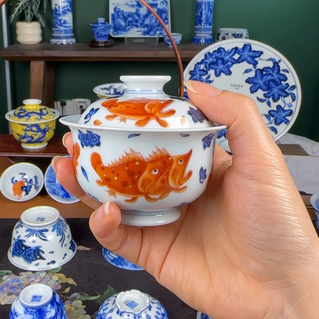 杯洪印慕明。桃花流水鳜鱼。 盖碗