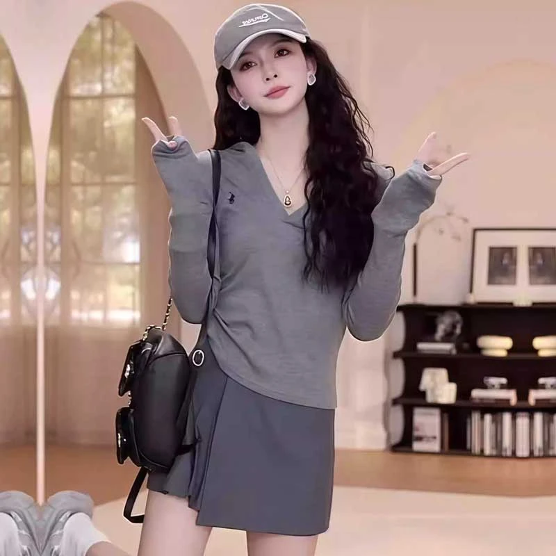 小个子显高穿搭套装女春季纯欲风连帽V领长袖T恤上衣+裙裤两件套