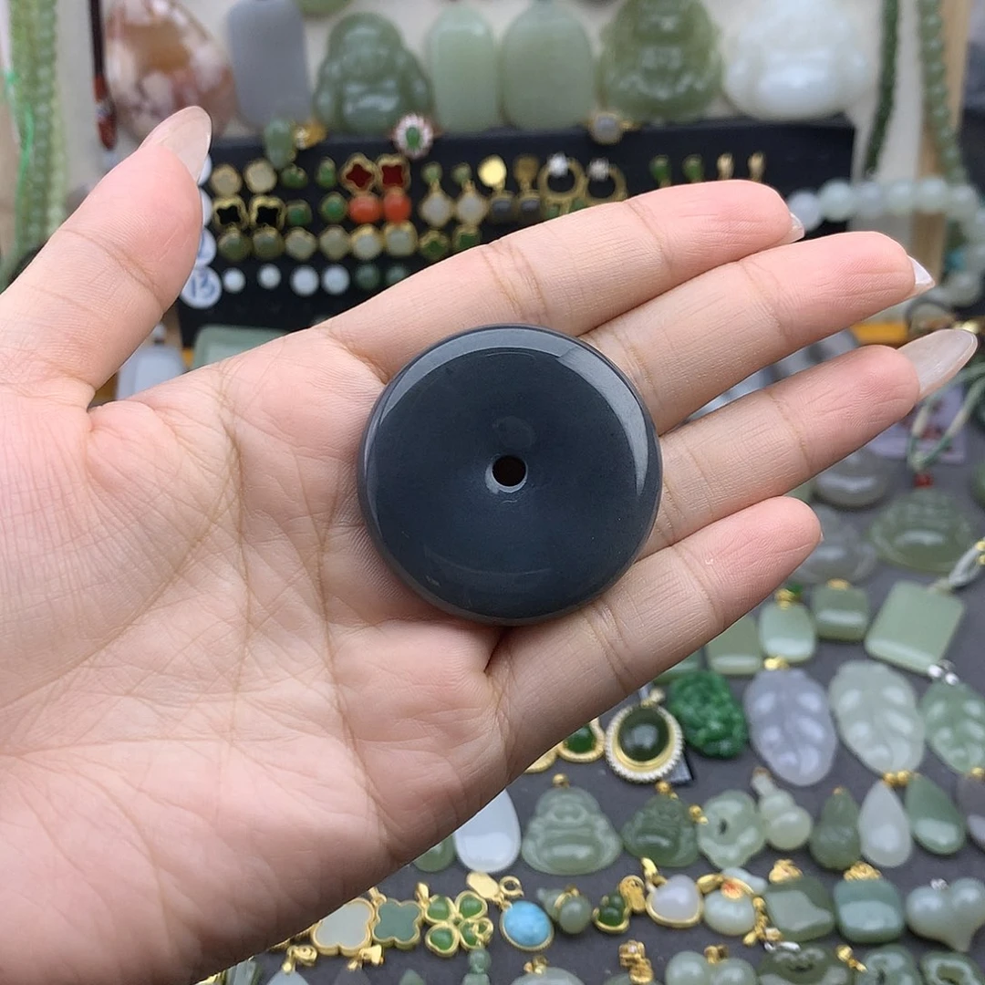 和田玉未镶嵌吊坠(不含链)