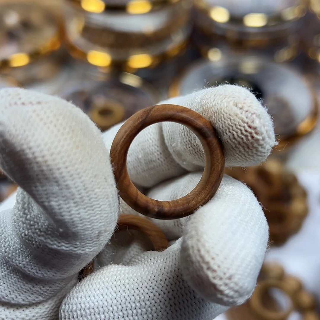 檀香木无事牌印度迈索尔老山檀香跑环挂件