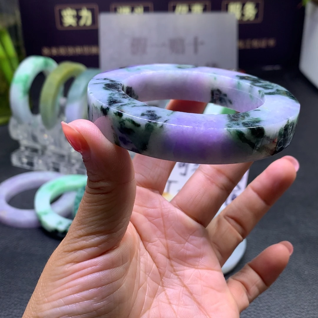 少***丽定制翡翠未镶嵌53/61正圈