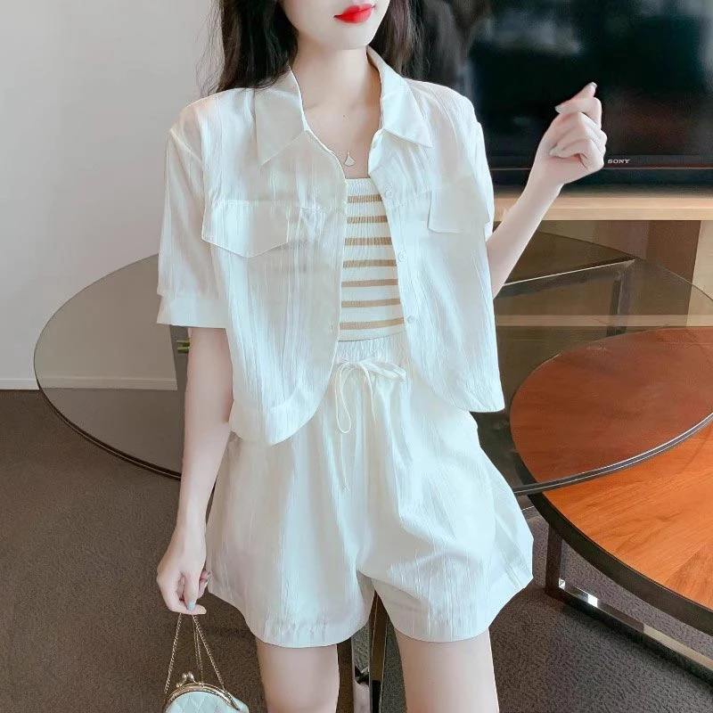 香朵儿轻奢小众高级感女装套装2025年夏季新款衬衣背心短裤三件套