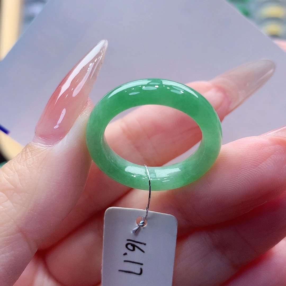 翡翠未镶嵌戒指缅甸A货