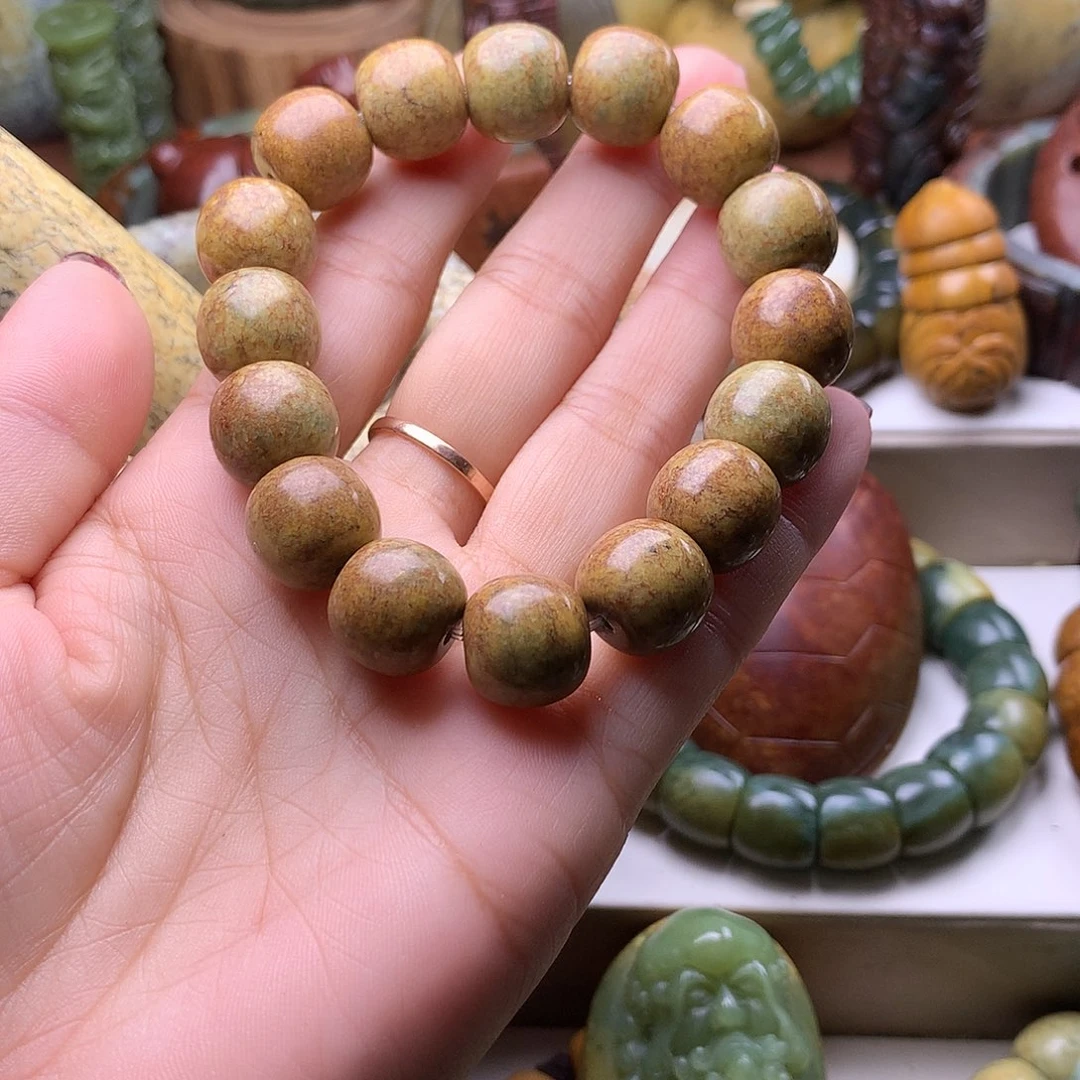 岫岩河磨玉（透闪石质玉）未镶嵌手链