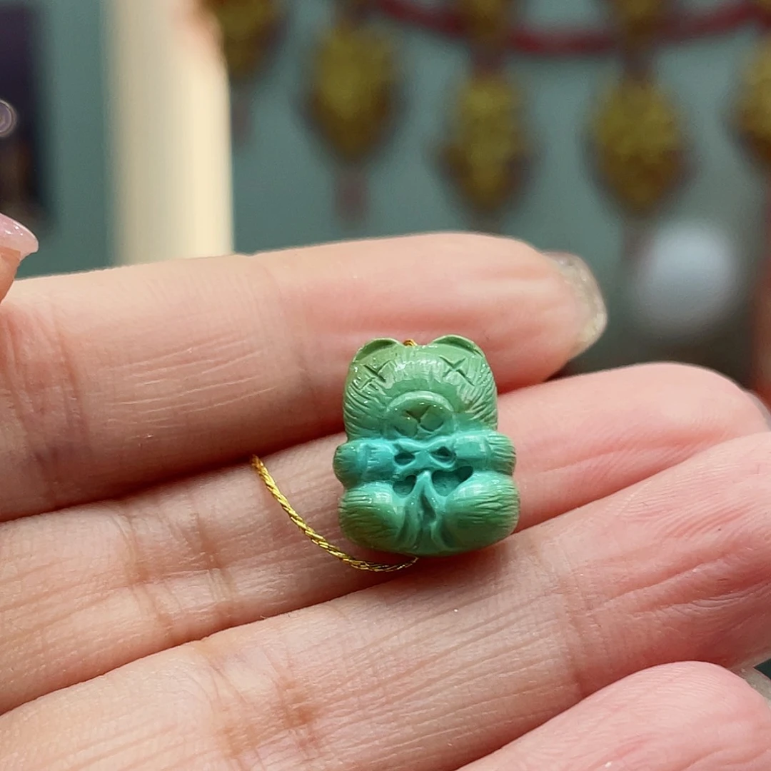 绿松石颈饰未镶嵌