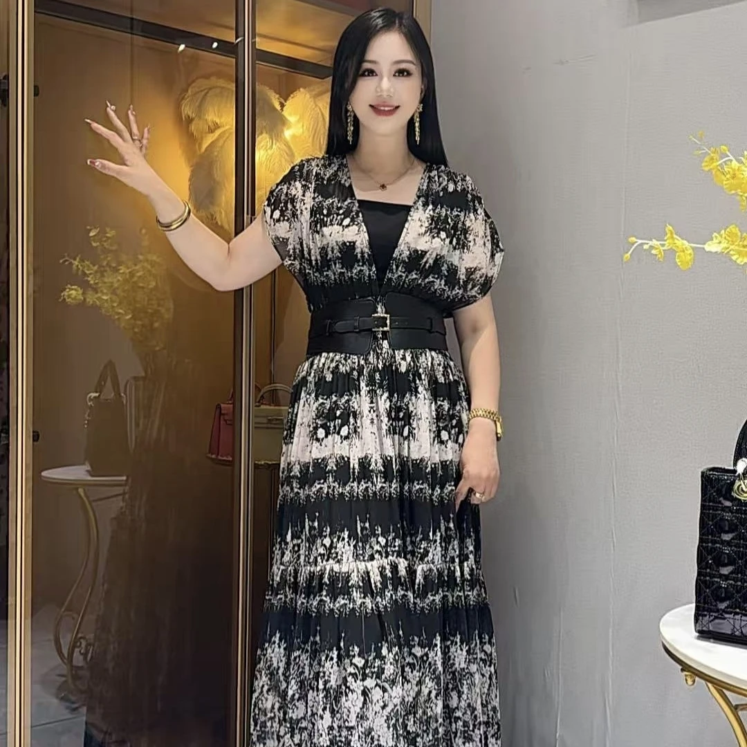 25夏季新款施施高级碎花时尚优雅气质印花显瘦连衣裙99232
