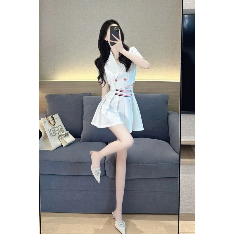 小个子穿搭一整套2025夏装新款减龄洋气西装领学院风a字裙两件套