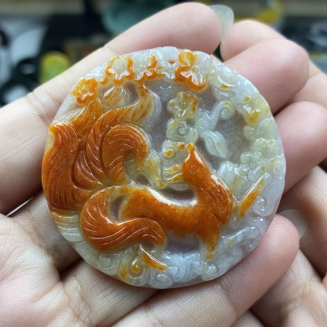 翡翠未镶嵌颈饰牌子