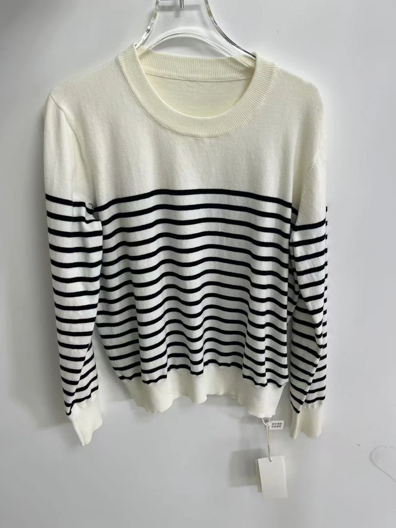 【晴川】251313简约时尚条纹圆领女士打底衫