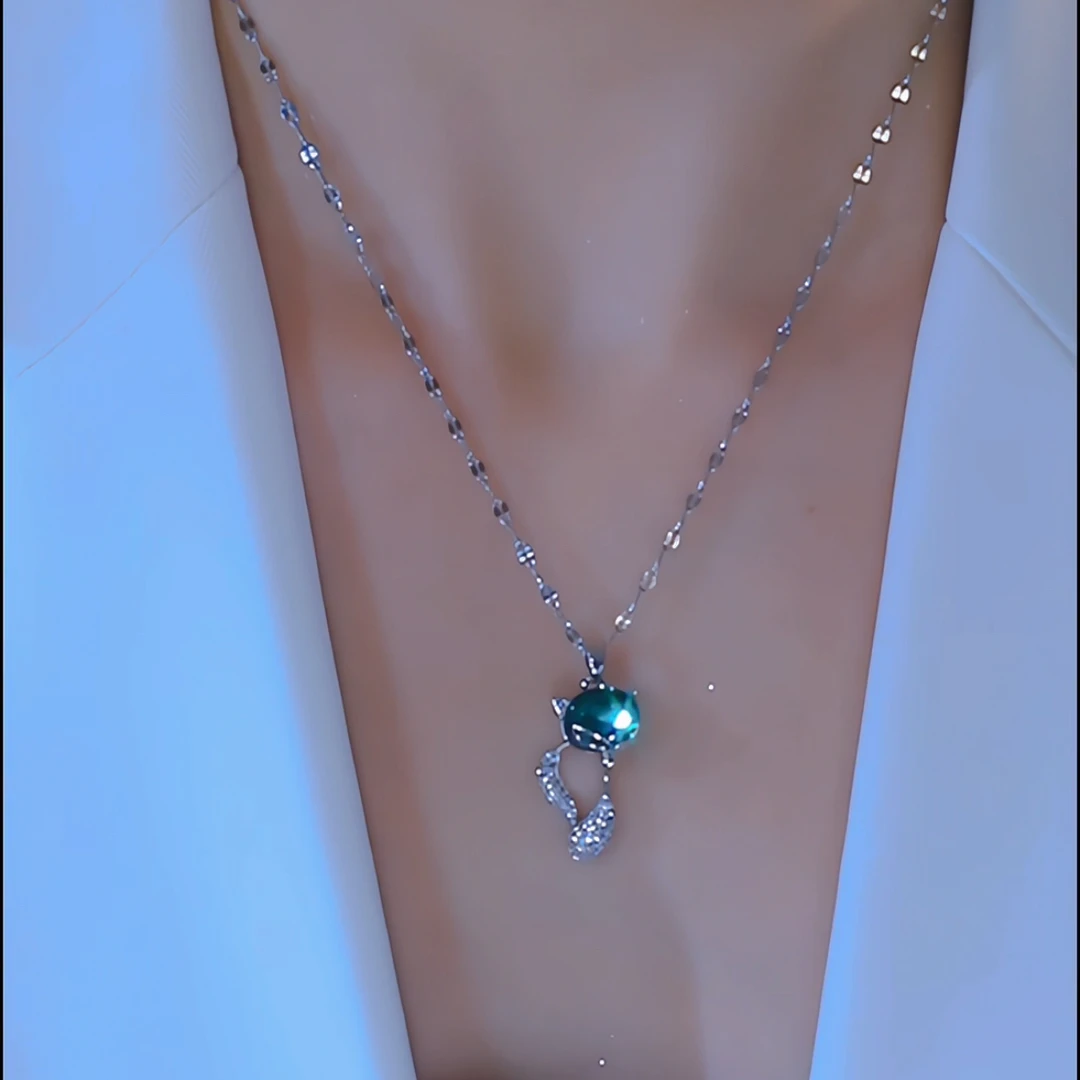 钛钢项链 2025新款银色小狐狸项链女士简约气质毛衣链时尚百搭