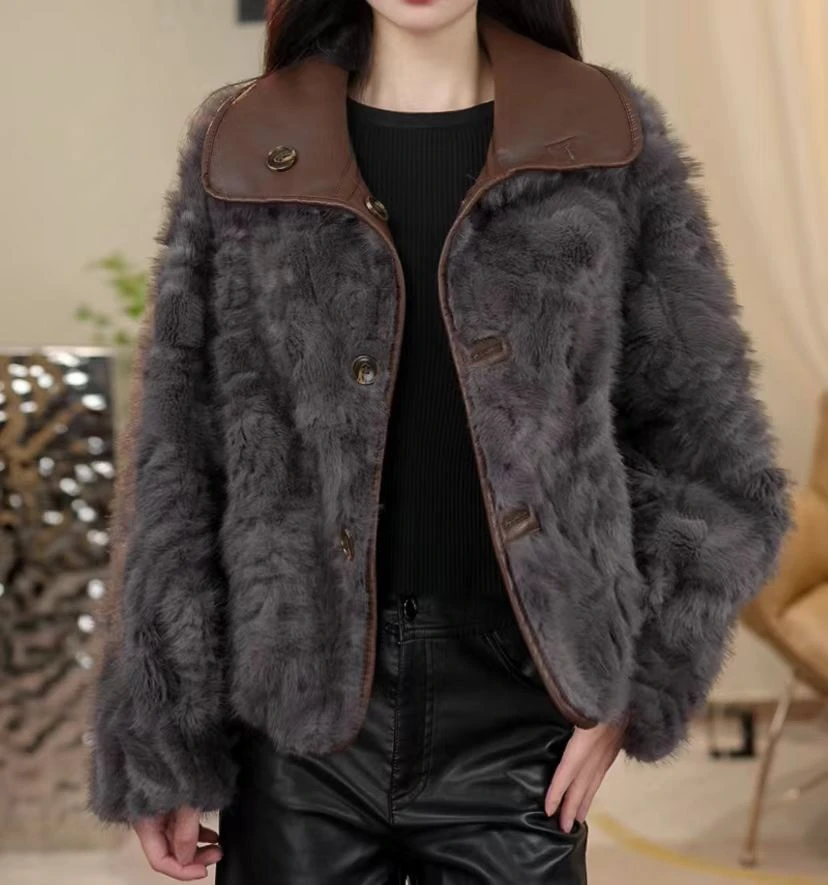 2025新款小湖羊双面双穿设计师网红款毛毛短款外套