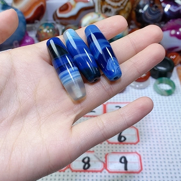 玲***织玛瑙/玉髓未镶嵌珠宝奇石