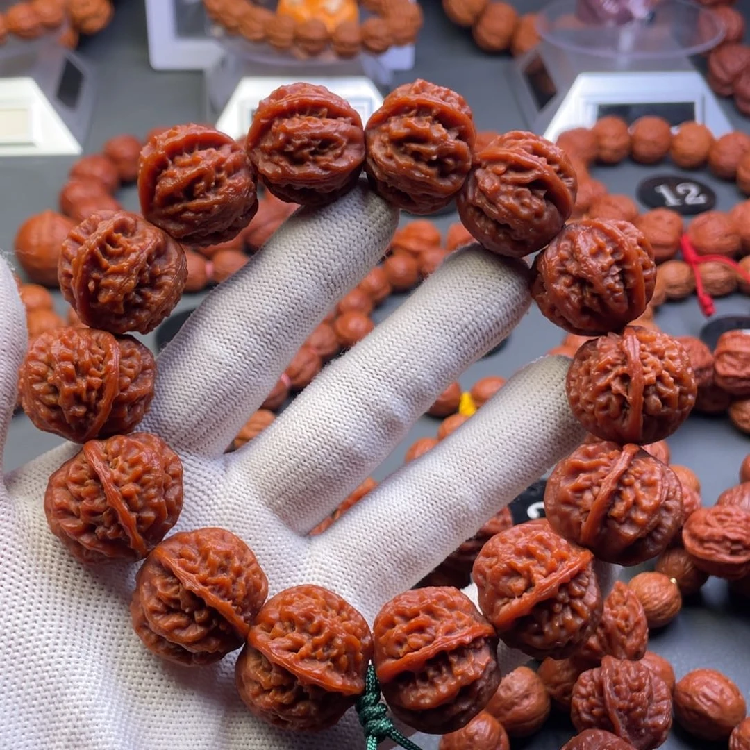 b***n手串文玩核桃野生核桃火焰纹京八棱手持