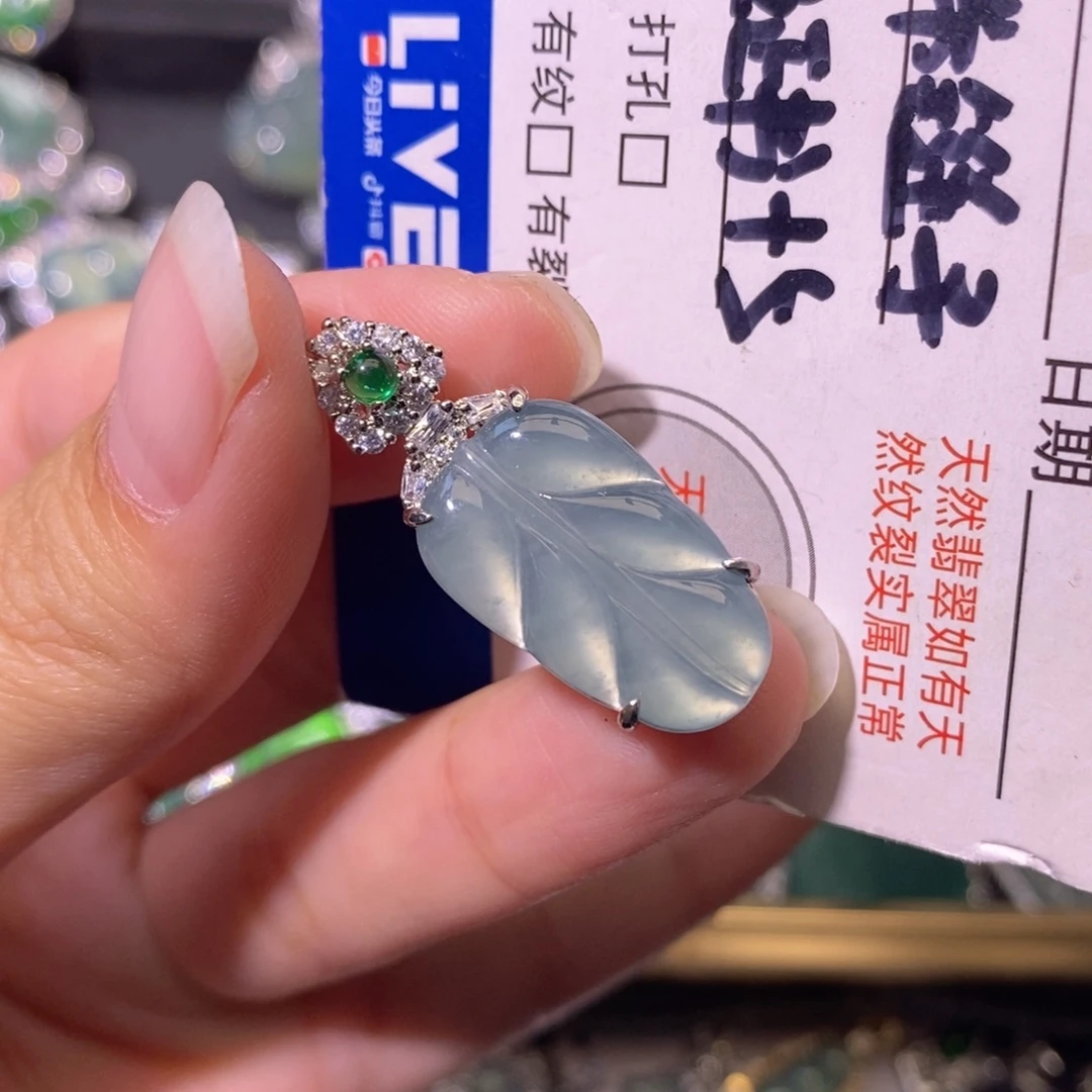 翡翠未镶嵌颈饰天然