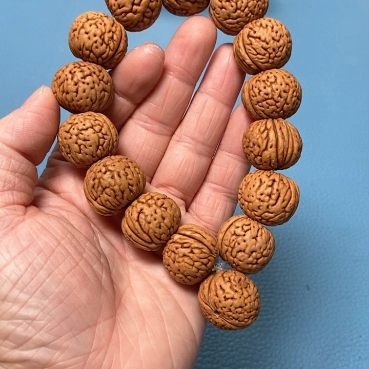 【闪购商品】吊坠桃核有一颗瑕桃核