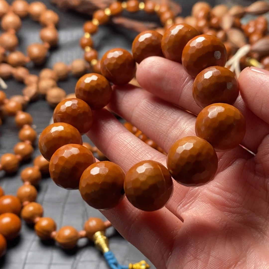 橄榄核吊坠橄榄核