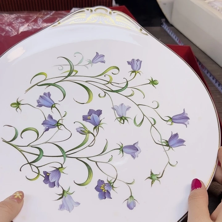 倩倩海外陶瓷工艺品