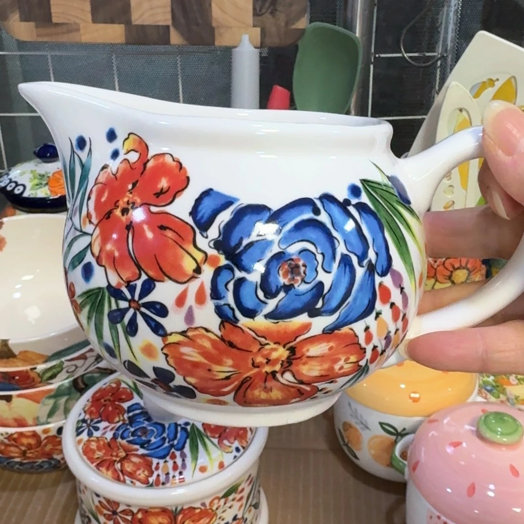 陶瓷繁花550毫升密封罐一只看图