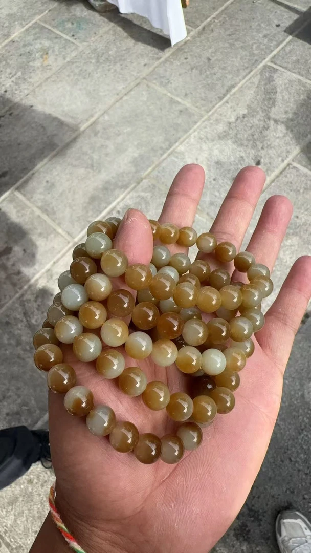 和田玉手串 64小杨 颜色略有不同 多样性发一单 10左右（有棉慎拍）