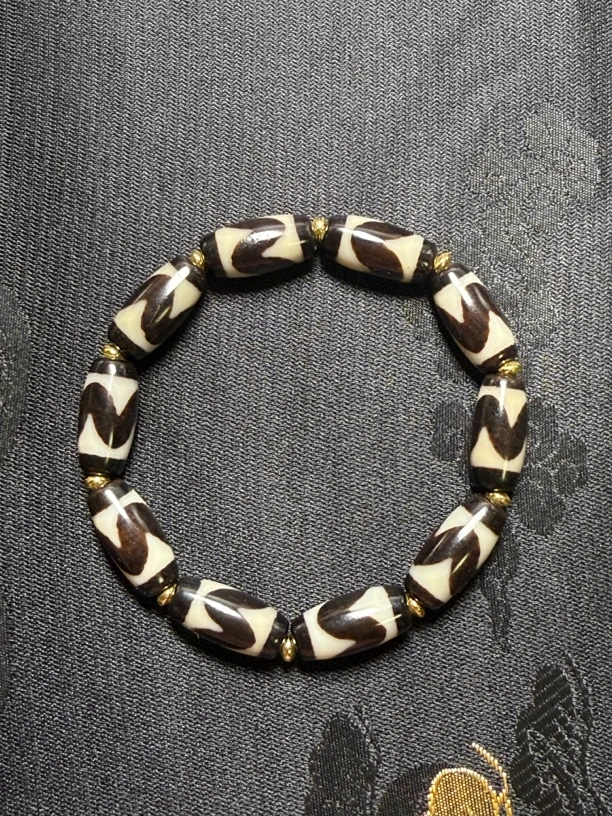 梵鑫精选-牙牙手串玛瑙手串