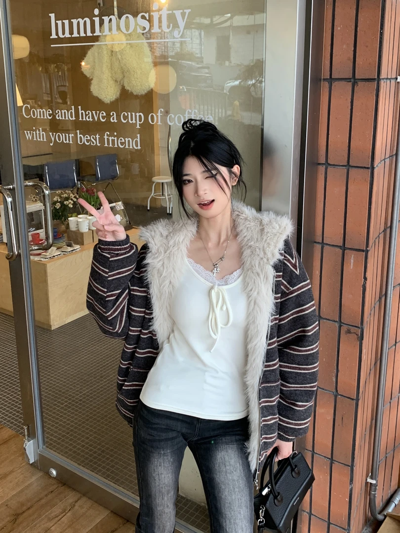 女条纹短外套秋冬收腰短款针织加绒衣上衣外套小香风撞色