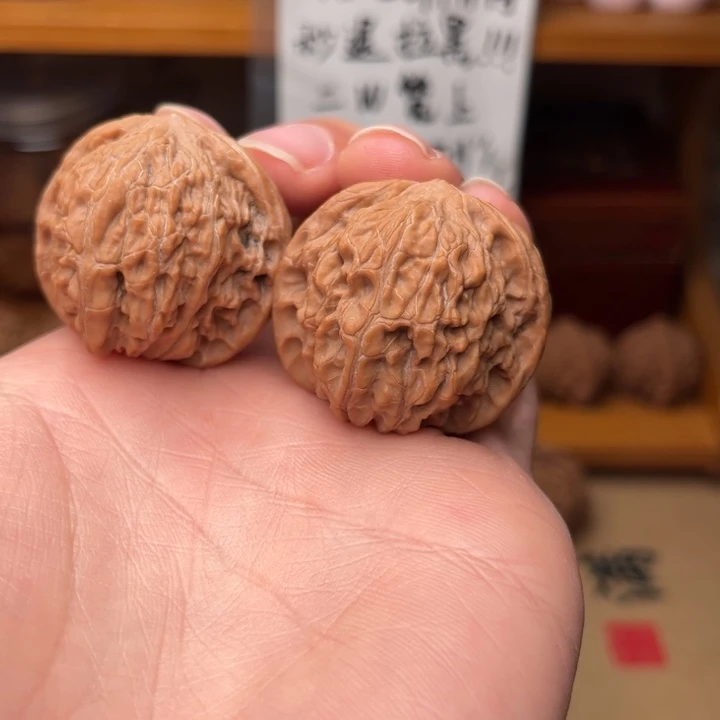 吊坠文玩核桃38红皮磨盘（7）